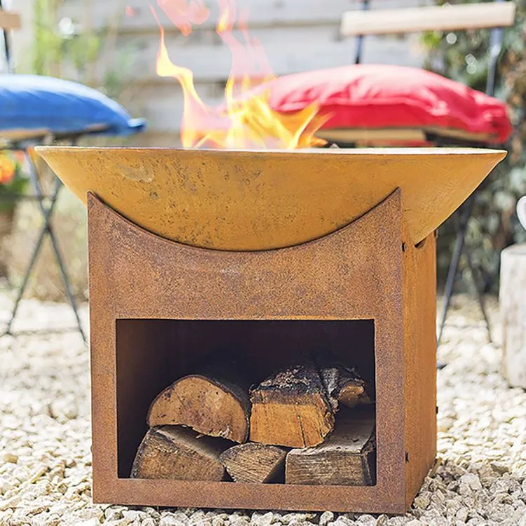 Pyllau Tân Iard Gefn Corten